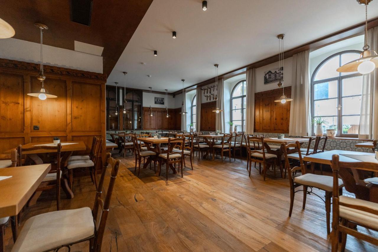 Kirchenwirt Woergl Hotel Eksteriør billede