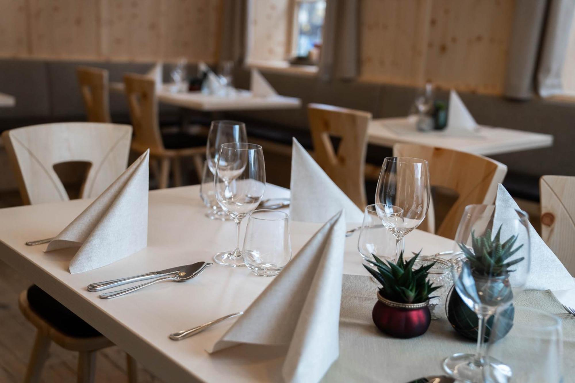 Kirchenwirt Woergl Hotel Eksteriør billede